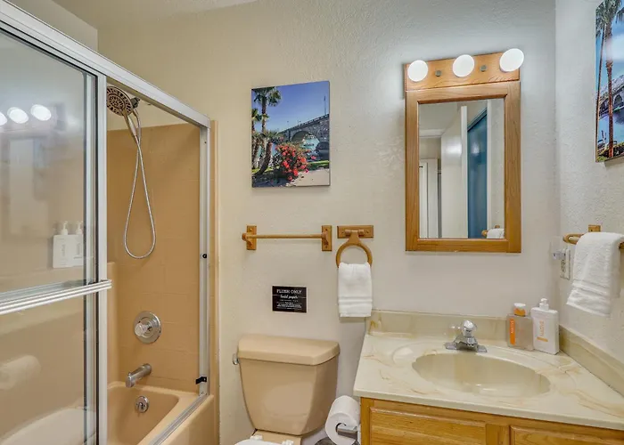 Quiet W/ Spacious Yard In Havasu