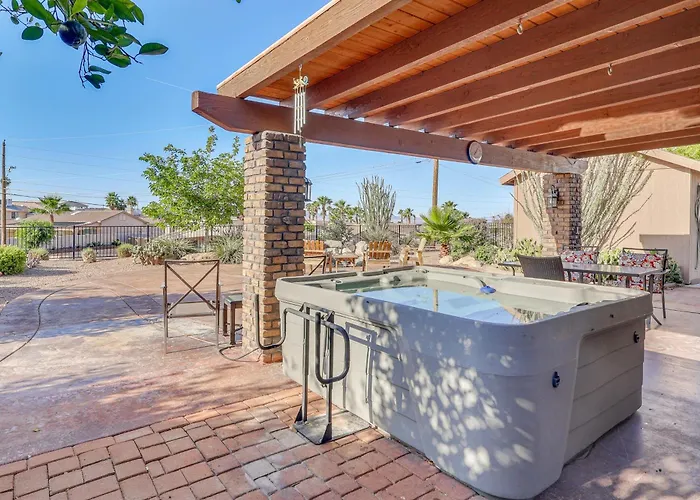 Quiet W/ Spacious Yard In Havasu Lake Havasu City