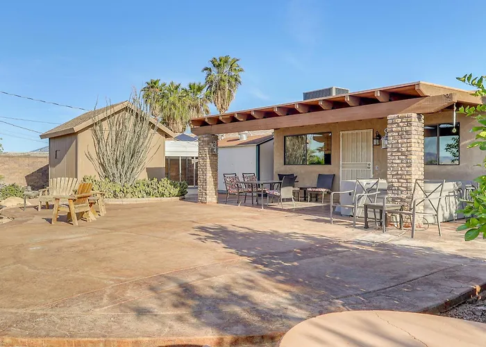 Quiet W/ Spacious Yard In Havasu Dom wakacyjny